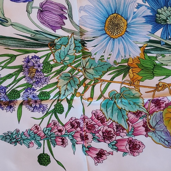 MANTERO silk scark - Picture 8 of 13